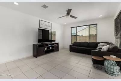 19226 W Jackson Street, Buckeye, AZ 85326 - Photo 9