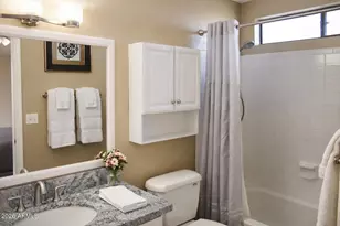 8940 W Olive Ave, Peoria, AZ 85345 - Photo 13