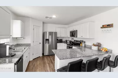 9051 W Concordia Drive, Arizona City, AZ 85123 - Photo 5