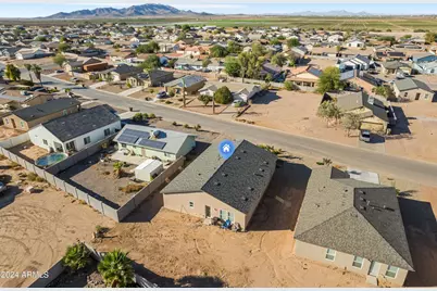 9051 W Concordia Drive, Arizona City, AZ 85123 - Photo 17