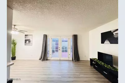 3221 W Royal Palm Road W, Phoenix, AZ 85051 - Photo 5