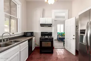 819 S 3rd Ave, Phoenix, AZ 85003 - Photo 15