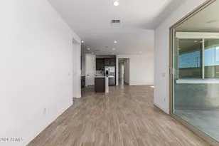 8740 S 170th Ave, Goodyear, AZ 85338 - Photo 7