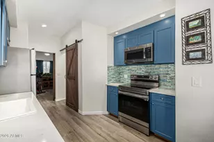 10950 W Union Hills Dr, Sun City, AZ 85373 - Photo 9