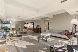 7167 E Rancho Vista Dr, Scottsdale, AZ 85251 - Photo 5