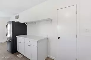 10810 N 91st Ave, Peoria, AZ 85345 - Photo 7