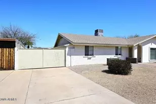 2808 E Lupine Ave E, Phoenix, AZ 85028 - Photo 23