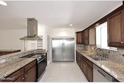 2808 E Lupine Avenue E, Phoenix, AZ 85028 - Photo 9