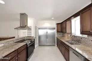 2808 E Lupine Ave E, Phoenix, AZ 85028 - Photo 9