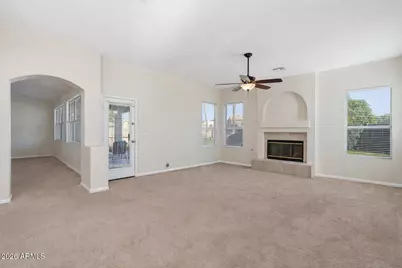 12434 W Monte Vista Road, Avondale, AZ 85392 - Photo 9