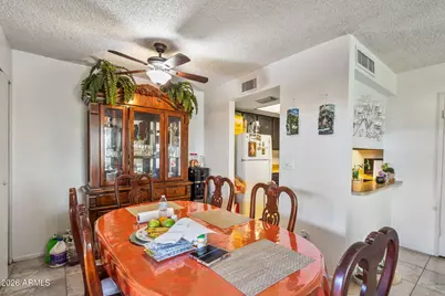 7555 N 47th Lane, Glendale, AZ 85301 - Photo 5