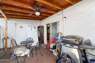 7555 N 47th Ln, Glendale, AZ 85301 - Photo 13