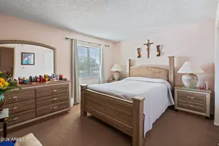 7555 N 47th Ln, Glendale, AZ 85301 - Photo 9