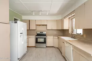 3775 E Sycamore Ln, Rimrock, AZ 86335 - Photo 11