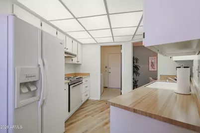 19407 N Star Ridge Drive, Sun City West, AZ 85375 - Photo 17