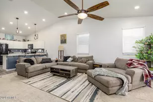 12442 W Myrtle Ct, Glendale, AZ 85307 - Photo 7