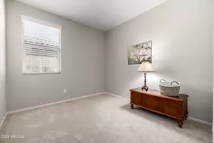 511 E Pasaro Dr, Phoenix, AZ 85085 - Photo 35