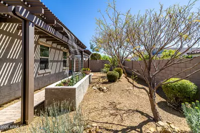 511 E Pasaro Drive, Phoenix, AZ 85085 - Photo 41