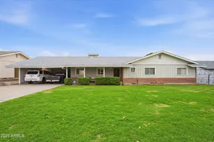 1701 E Tuckey Ln, Phoenix, AZ 85016 - Photo 1