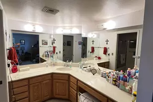 2260 N Middlecoff Dr, Mesa, AZ 85215 - Photo 11