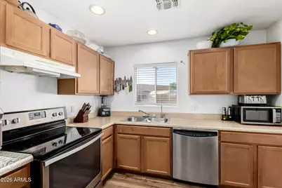 202 1st Avenue W, Buckeye, AZ 85326 - Photo 13