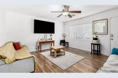 202 1st Avenue W, Buckeye, AZ 85326 - Photo 9