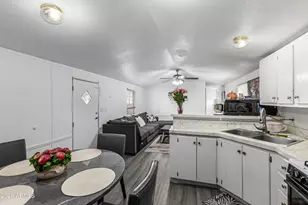 8427 W Glendale Ave, Glendale, AZ 85305 - Photo 9