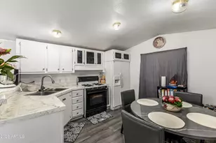 8427 W Glendale Ave, Glendale, AZ 85305 - Photo 7