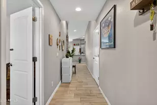 1939 E Encinas Ln, Phoenix, AZ 85040 - Photo 5