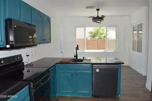 3029 W Villa Cassandra Dr, Phoenix, AZ 85086 - Photo 13