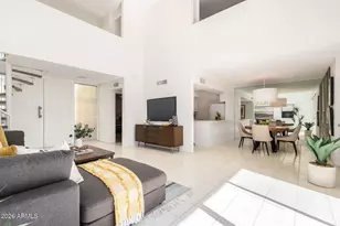 4656 N 40th St, Phoenix, AZ 85018 - Photo 9