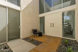4656 N 40th St, Phoenix, AZ 85018 - Photo 5