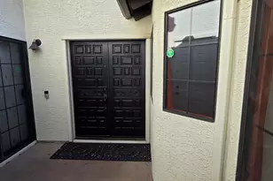 11011 N 92nd St, Scottsdale, AZ 85260 - Photo 3