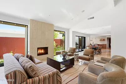 7334 E Krall Street, Scottsdale, AZ 85250 - Photo 9