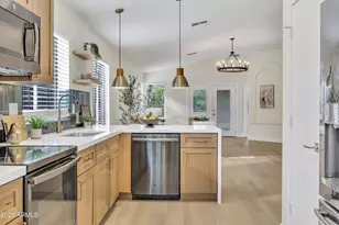 2642 E Hartford Ave, Phoenix, AZ 85032 - Photo 13