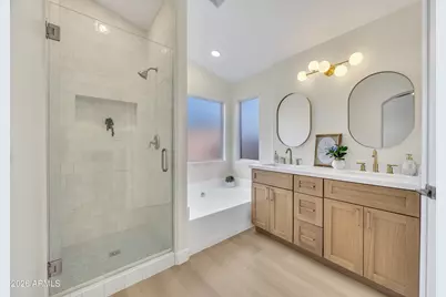 2642 E Hartford Avenue, Phoenix, AZ 85032 - Photo 15