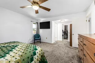 15666 N Lakeforest Dr, Sun City, AZ 85351 - Photo 17