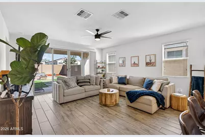 9440 W Willow Bend Lane, Phoenix, AZ 85037 - Photo 5