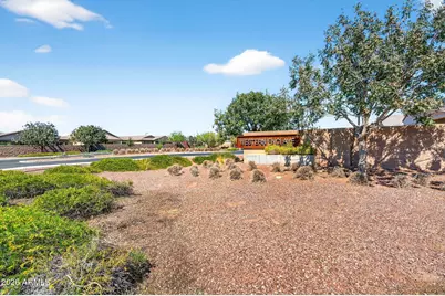 9440 W Willow Bend Lane, Phoenix, AZ 85037 - Photo 45