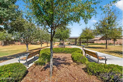 9440 W Willow Bend Lane, Phoenix, AZ 85037 - Photo 53