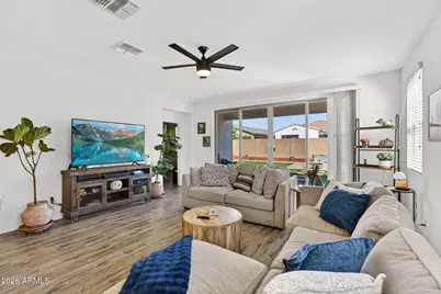 9440 W Willow Bend Lane, Phoenix, AZ 85037 - Photo 5