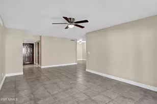 6816 N 29th Ln, Phoenix, AZ 85017 - Photo 7