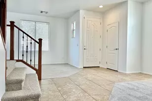 3317 E Carla Vista Dr, Gilbert, AZ 85295 - Photo 3