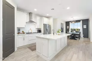 26320 N Thornhill Dr, Peoria, AZ 85383 - Photo 11