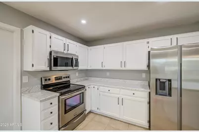 6631 N 85th Avenue, Glendale, AZ 85305 - Photo 9