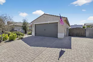 2015 W Olivia Dr, San Tan Valley, AZ 85144 - Photo 3