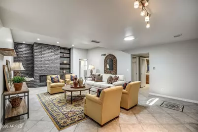 8647 E Devonshire Avenue, Scottsdale, AZ 85251 - Photo 13