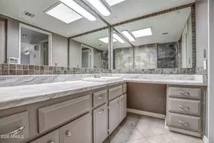 8647 E Devonshire Ave, Scottsdale, AZ 85251 - Photo 45