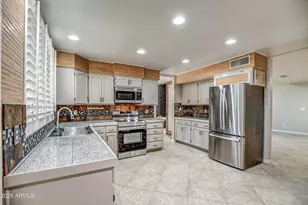 8647 E Devonshire Ave, Scottsdale, AZ 85251 - Photo 27