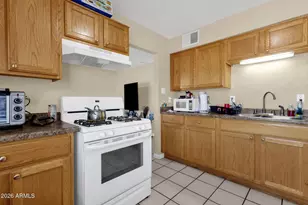 833 E Alice Ave, Phoenix, AZ 85020 - Photo 11